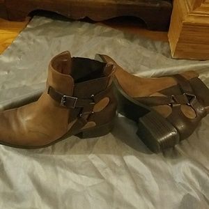 Unique Brown booties!